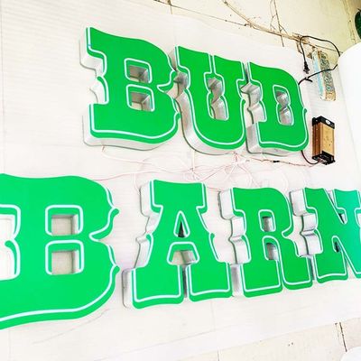 ओडीएम एलईडी 3 डी एल्यूमिनियम पत्र 10 सेमी एक्रिलिक वर्णमाला लाइट बॉक्स