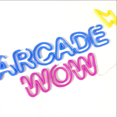 पीवीसी एक्रिलिक लचीला नियॉन साइन शॉप साइनेज सजावट आउटडोर