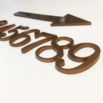 फ्लैट कट आउट एक्रिलिक पत्र साइन ठोस एक्रिलिक दरवाजा संख्या साइन्स सीई आरओएचएस