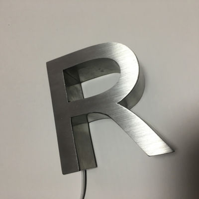 कंपनी के नाम के लिए हाईस्पैन आउटसाइड बैकलिट चैनल लेटर साइन