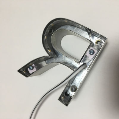 कंपनी के नाम के लिए हाईस्पैन आउटसाइड बैकलिट चैनल लेटर साइन