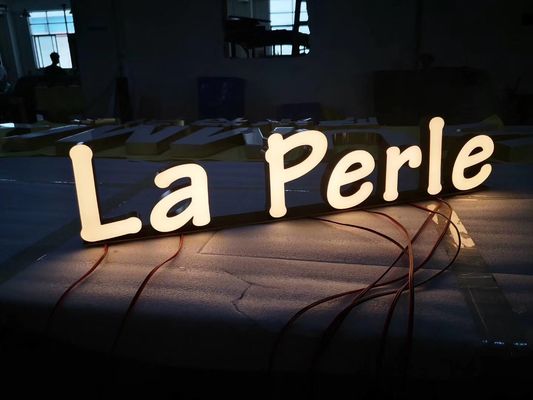 फैब्रिकेटेड मेटल चैनल लेटर साइन 3 डी एलईडी लाइट बॉक्स साइन: